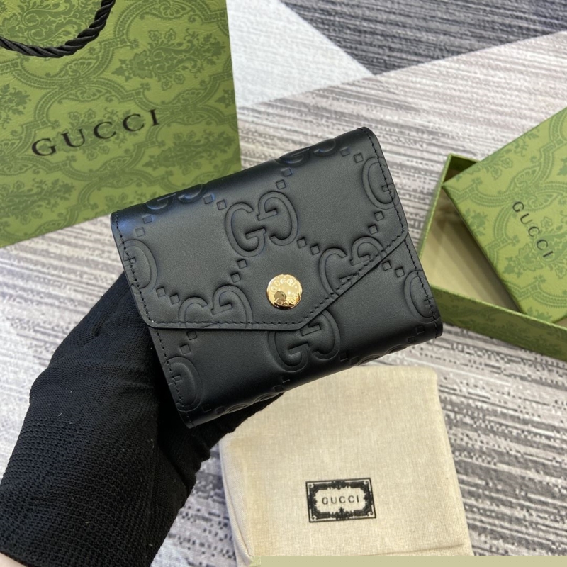 G*u*i wallets & purse